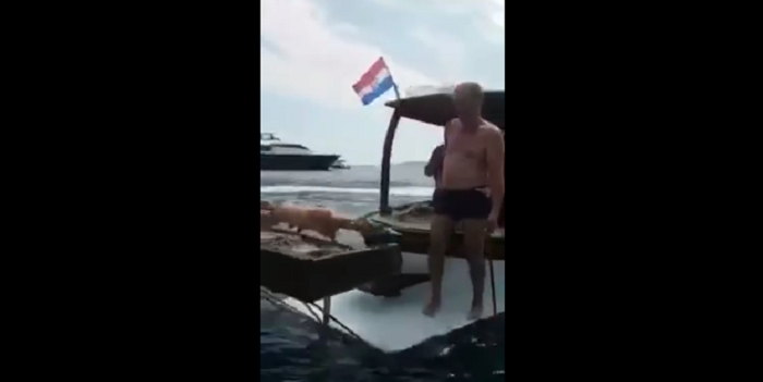 VIDEO Ovo do sada još nismo vidjeli – okretali janje nasred mora!