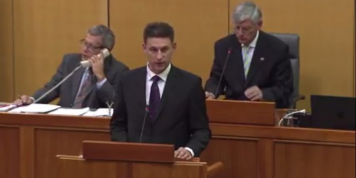 Izborom Bože Petrova za predsjednika Hrvatskog sabora konstituiran je deveti saziv Sabora