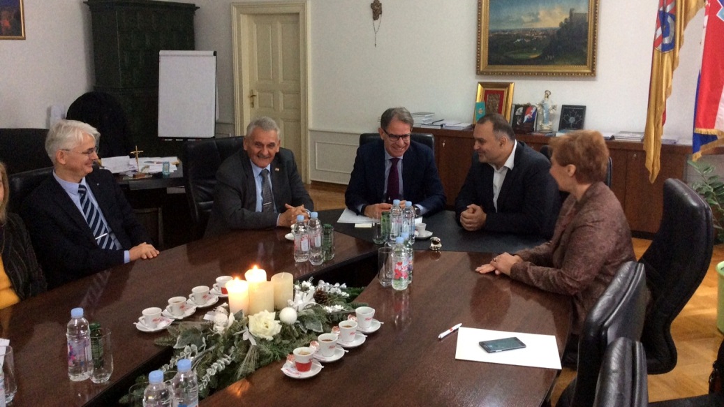 Ministar Cappelli posjetio Karlovac i potpisao prve ugovore za razvoj javne turističke infrastrukture