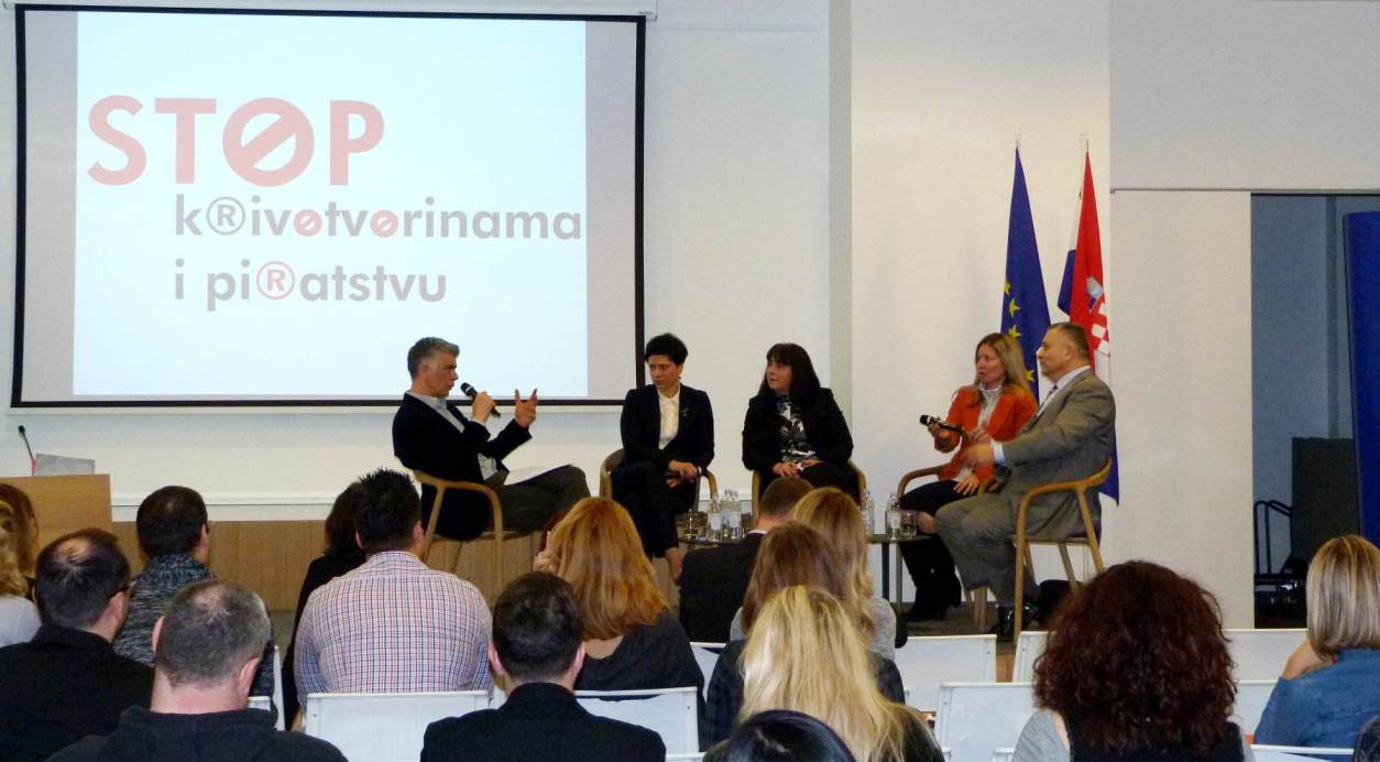 Okrugli stol „Krivotvorine i piratstvo – izazovi digitalnog doba“ – Nacionalna kampanja „Stop krivotvorinama i piratstvu na Internetu“