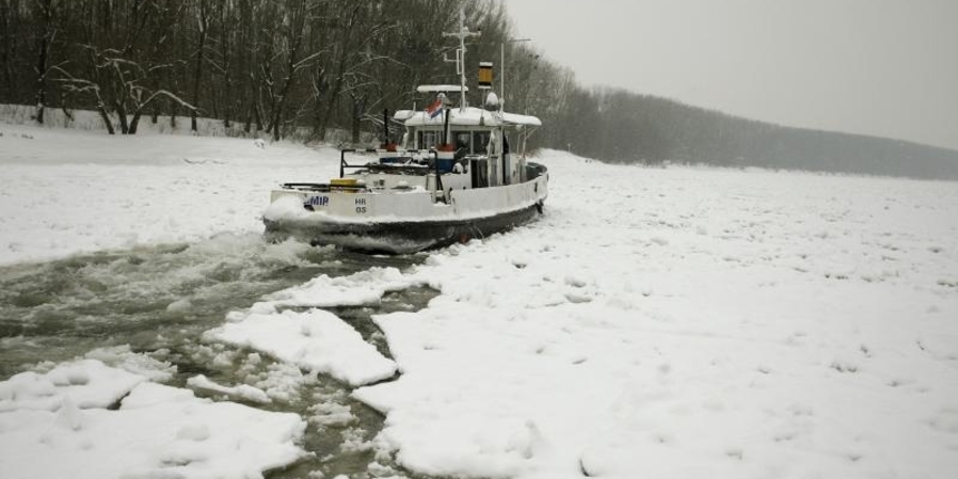 Mađarska šalje ledolomce u pomoć Hrvatskoj zbog ledostaja na Dunavu