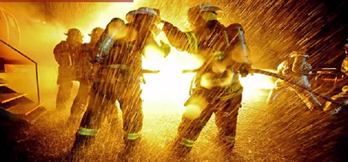 Tragedija u Vinkovcima: U požaru obiteljske kuće ima mrtvih i ozlijeđenih