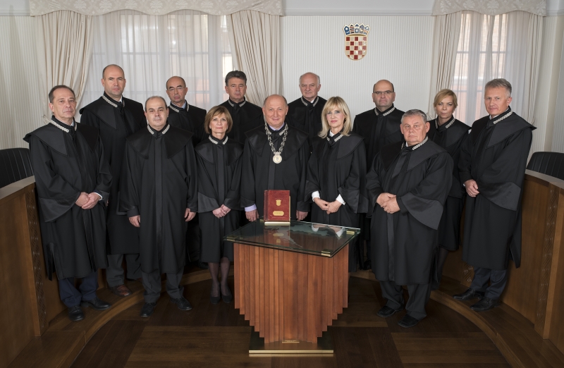 Izdvojeno mišljenje Ustavnog suca Miroslava Šumanovića oko ocjene ustavnosti pobačaja
