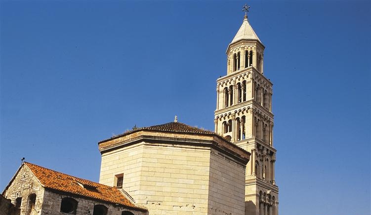 Crkva protiv Frljićeve predstave: Upućujemo vapaj i zov svima koji u našoj Domovini vode brigu o kulturnom i duhovnom odgoju i obrazovanju pojedinca i društva