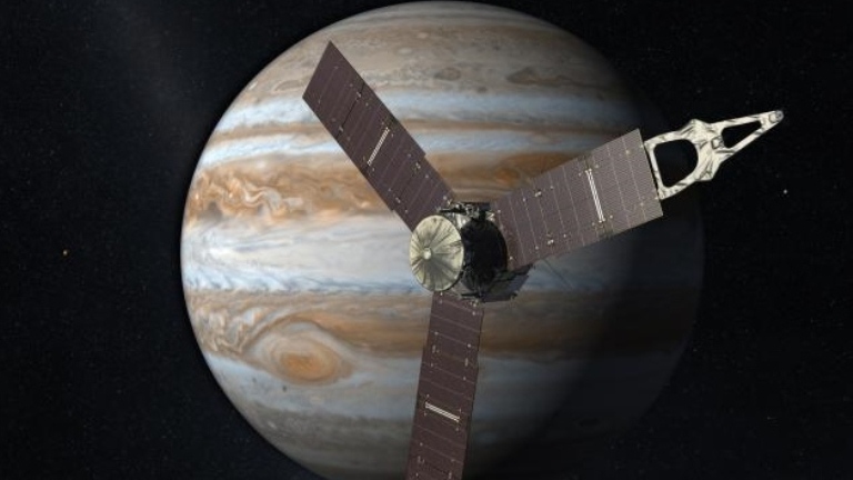 Spektakularne fotografije Jupiterovih polova