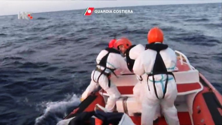 U dva dana iz mora kod Libije spašeno 5000 migranata
