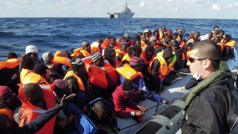 Potopio se brod s migrantima: Poginulo najmanje 20 ljudi