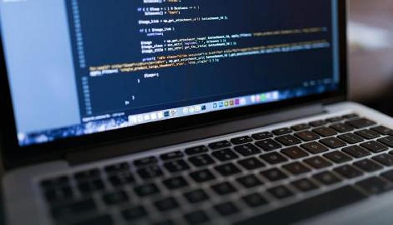 Programer: Zanimanje koje se kod nas traži kao suho zlato