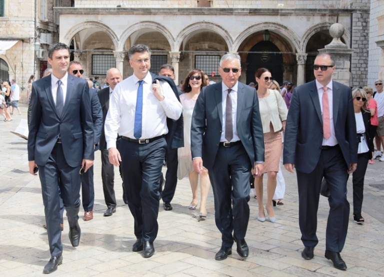 Gradonačelnik Dubrovnika Franković: Zamolio sam premijera za intervenciju u Croatia Airlines-u zbog građana Dubrovnika