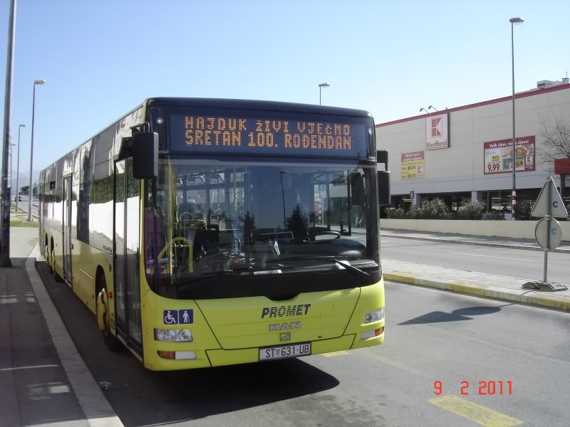 U Splitu u potpunosti izgorio autobus gradskog prometa