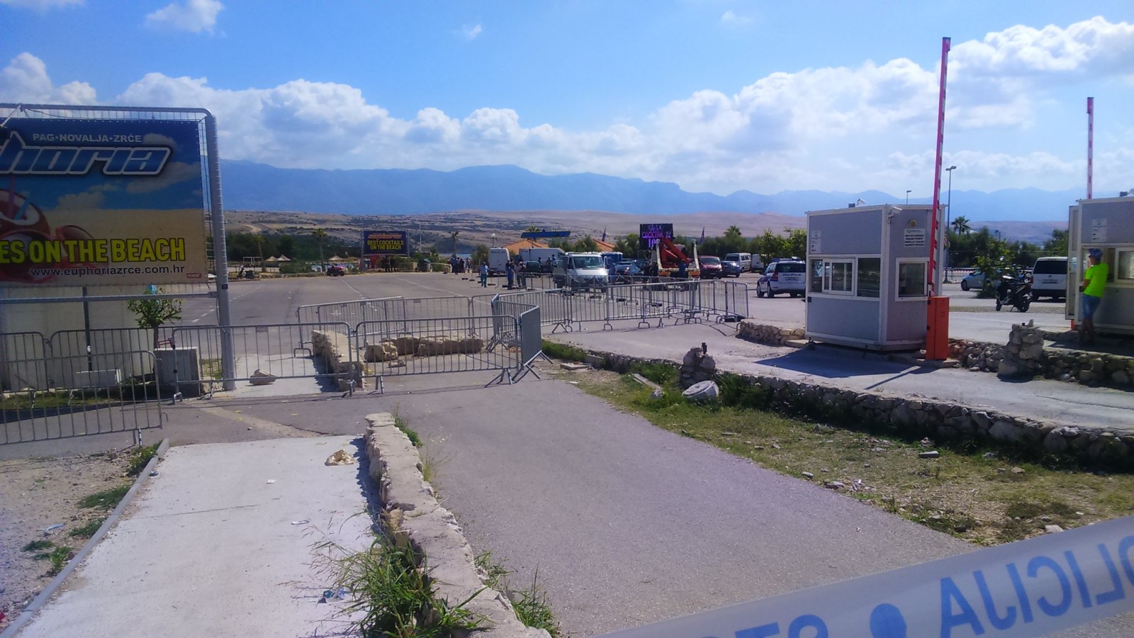 Ponovno frka na Zrću, ovaj put Grad Novalja deložira udrugu bivših ovisnika i zatvorenika