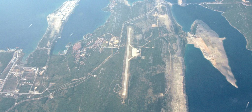 Balkanska mreža istraživačkog novinarstva: Krk je neslužbena logistička baza za pošiljke Pentagona prema Bliskom istoku