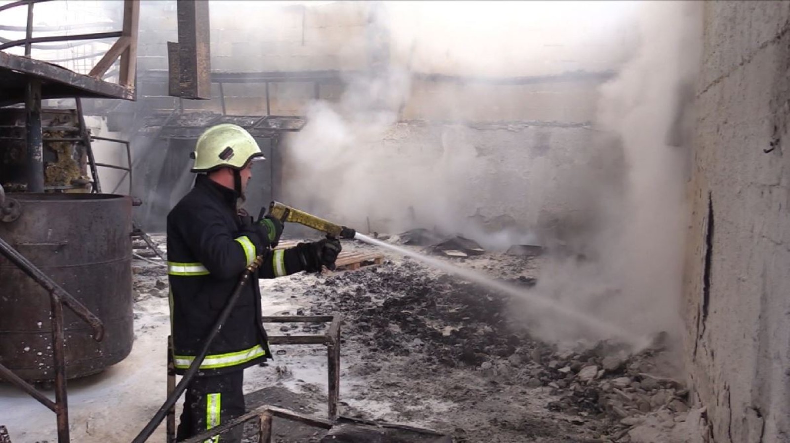 Što nakon katastrofalnog požara u Otočcu? Od tvornice su ostali samo zidovi, strojevi su u potpunosti uništeni