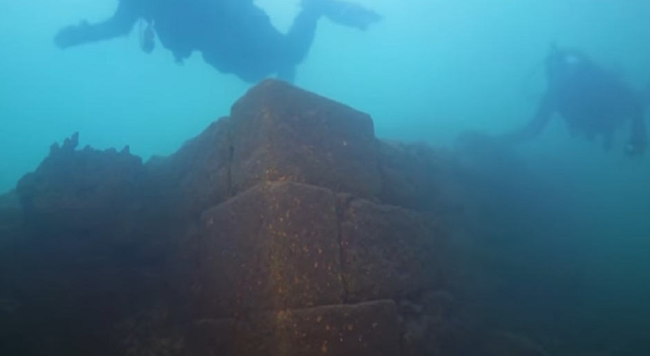 VIDEO Fascinantno otkriće 3000 godina starog zamka na dnu jezera u Turskoj