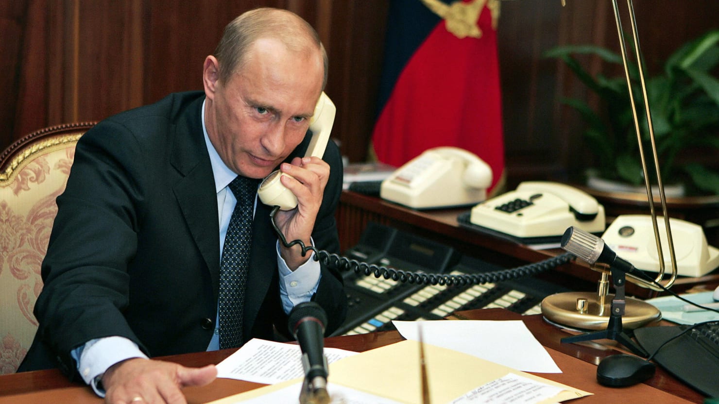 Njemačka kancelarka i ruski predsjednik telefonom razgovarali o situaciji u Sirijskoj Arapskoj Republici
