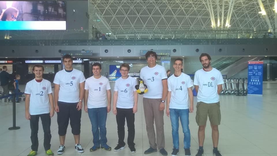 Na matematičkoj olimpijadi osvojili četiri srebrne i brončanu medalju