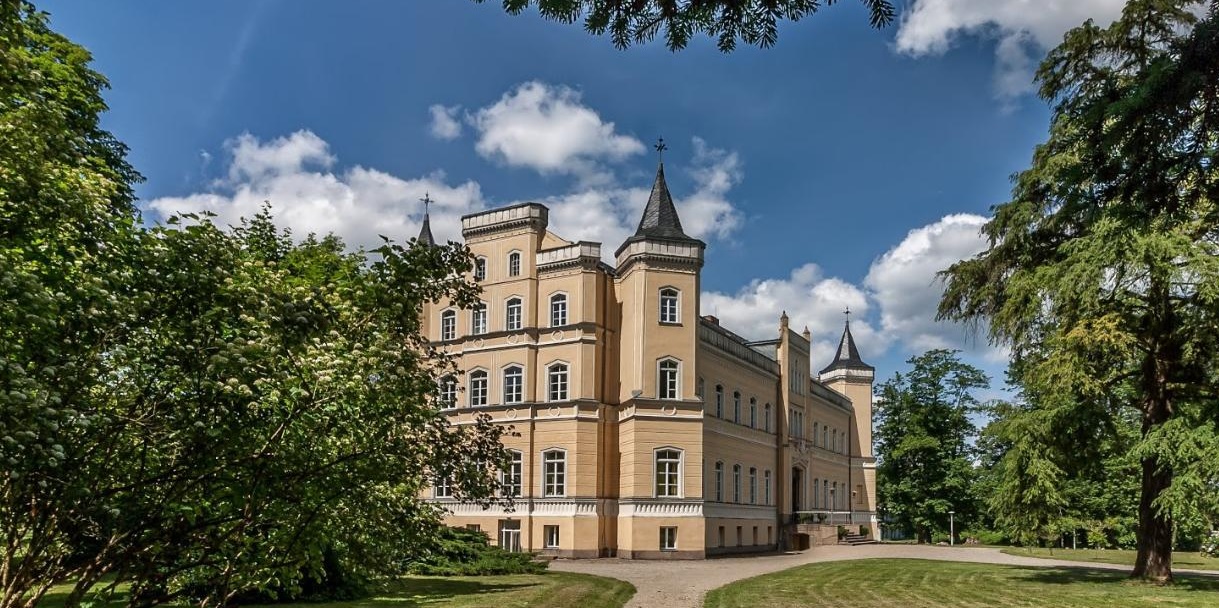 Njemačka je u šoku zbog novog slučaja s migrantima – i pravosuđe je nemoćno: Afganistanac na izletu (11) silovao godinu mlađeg školskog kolegu