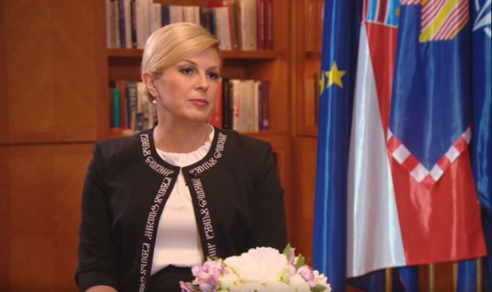 Predsjednica RH prilično otvorena: Sustav mora štititi i Milijana Brkića; Podržavam Penavin rad; Zašto je sazvan VNS zbog Grupe Borg, a nije zbog SMS-a; Stvar s Agrokorom još nije gotova