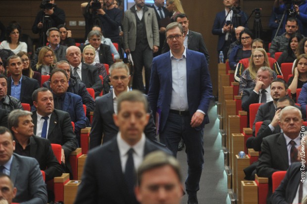 VIDEO Odnosi Srbije i Kosova uzavreli nakon podizanja pristojbi, Vučić i na Kosovu pronašao naciste, zvecka se oružjem, idu poruke Srbima u stilu “niko nesme da vas bije”