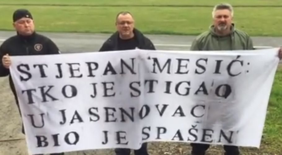 VIDEO Keleminec i ekipa uhićeni u Jasenovcu zbog izjave Stipe Mesića