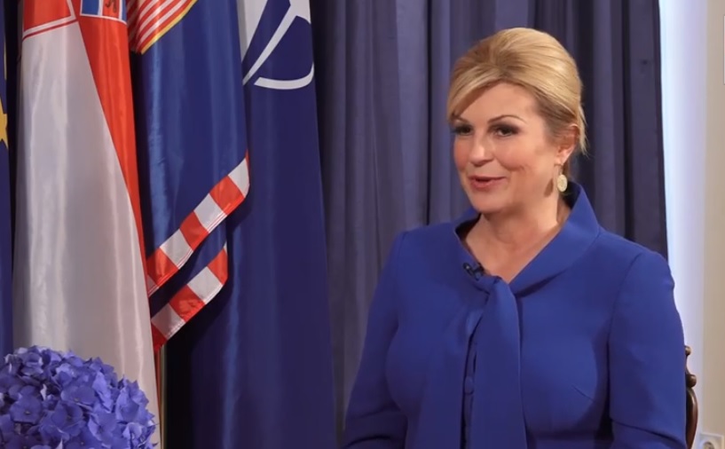 VIDEO Predsjednica RH na HKR-u zapjevala duhovnu pjesmu; Ovlasti PRH ne trebaju biti veće…