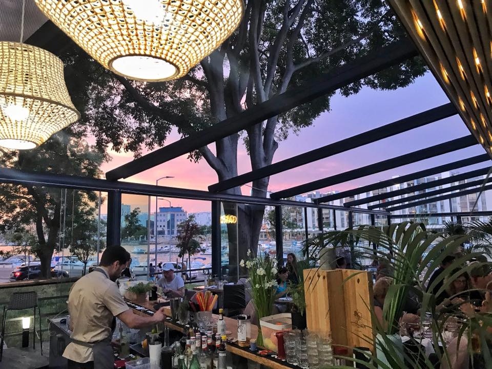 FOTO Zadar: Dvojica divljaka demolirala pola restorana