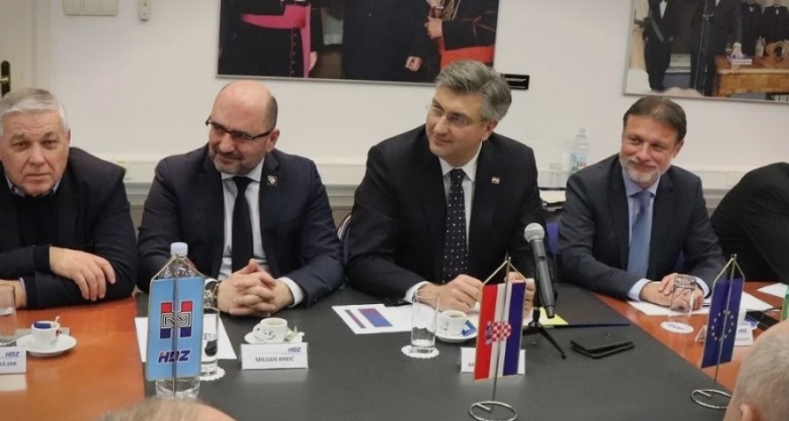 Detalji maratonskog sastanka vrha HDZ-a: ”Pripetavanje” Jandrokovića i Brkića, evo prigovora