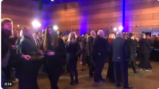 VIDEO Potpuni muk u stožeru Kolinde Grabar-Kitarović nakon izlaznih anketa