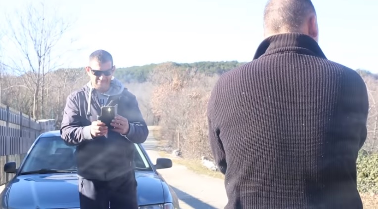 VIDEO Napad na novinarku Slobodne pred kućom ministra Kujundžića: Strah, panika te akutna reakcija na stres
