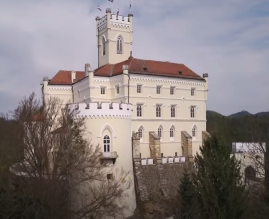 Grofu Nikolausu vraćeno 1500 ha šuma, dvorac, vila u Opatiji