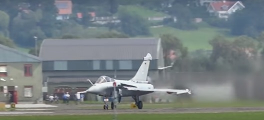 Francuska želi Hrvatskoj prodati svoje rabljene borbene avione Rafale:  Evo koliko koštaju novi
