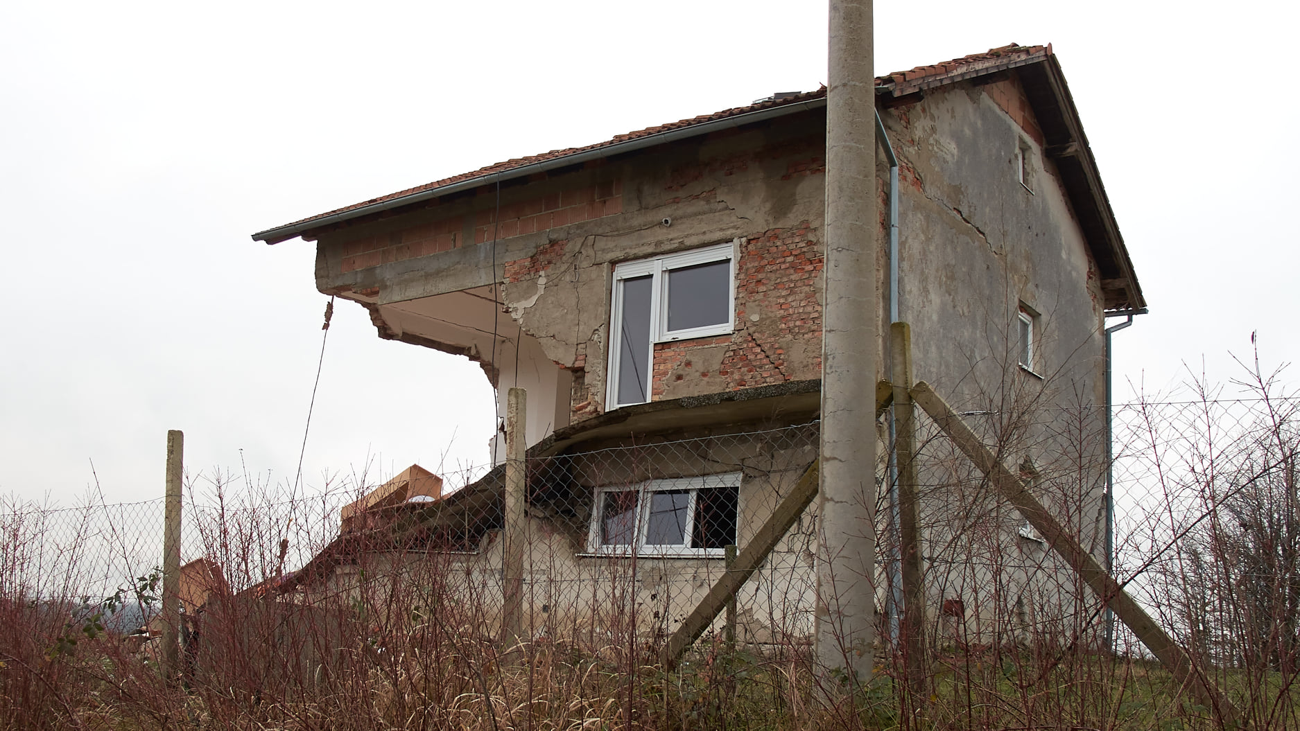 Poslijeratna obnova Hrvatske najveća je pljačka u povijesti hrvatskog naroda od stoljeća sedmog