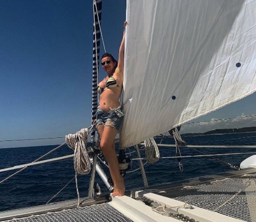 Snježana Mehun na romantičnom putovanju sa zaručnikom pokazala obline na jahti