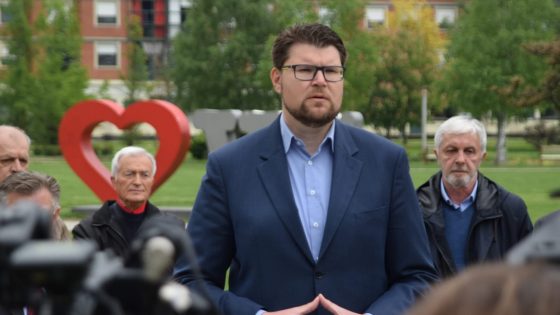 Grbin: Jelušić jedini može uvesti reda u Velikoj Gorici
