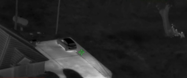 VIDEO Djevojčica i dječak provalili u kuću, pa kao u igri GTA zapucali na policajce: Gdje smo pogriješili da djeca misle da je to OK
