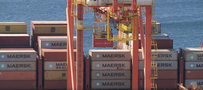 Hoće li korona uporopastiti Božić? Poremećaj na svjetskom tržištu otežava prijevoz i distribuciju