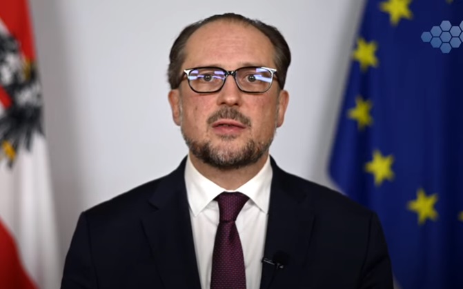 Austrijski kancelar Schallenberg iznenada objavio da se povlači s dužnosti