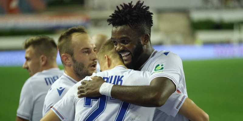 Hajduk u odličnoj atmosferi pobijedio Lokomotivu