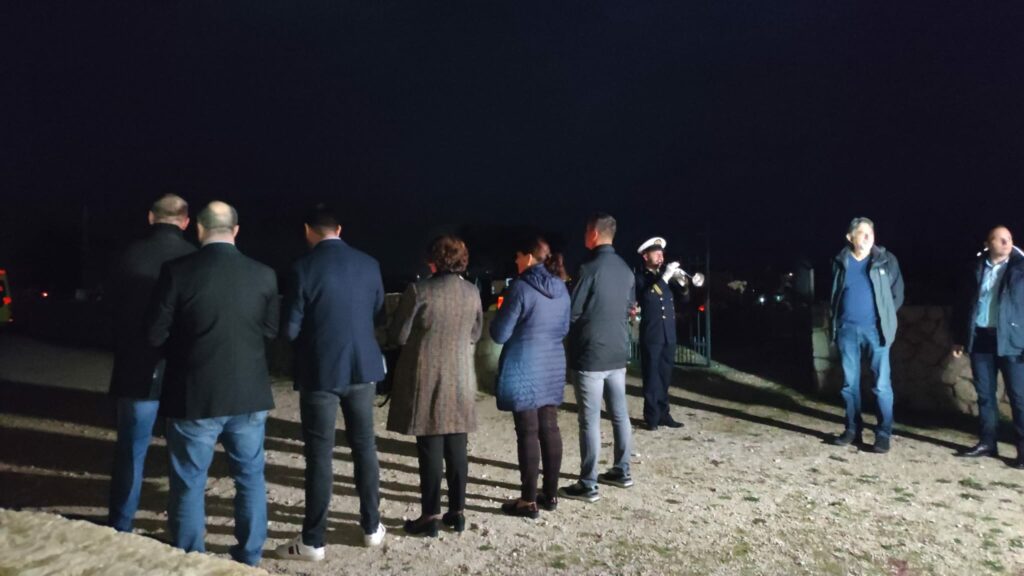Škabrnjani demonstrativno okrenuli leđa zbog Anje Šimprage i SDSS-a: Okrećemo leđa četnicima, sramite se