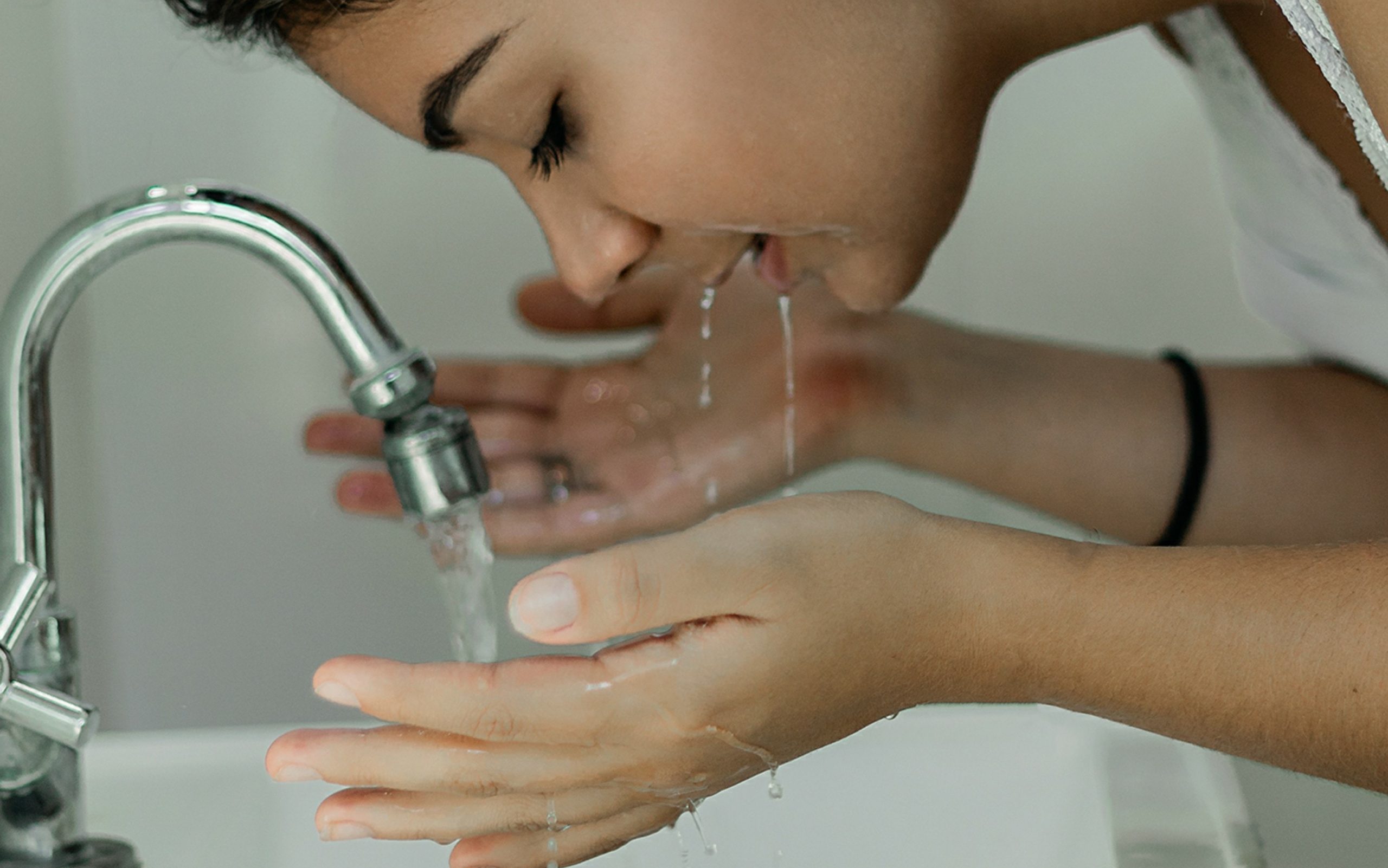 Umivate se ujutro? Dermatolozi otkrili zašto to možda i nije najbolja ideja