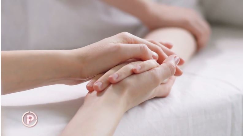 Pokopala kćer, a dan nakon morala na burzu: “Ni jedna majka nije zaslužila prolaziti tako strašne stvari. U ponedjeljak je bila sahrana, u utorak sam već centar zvala”