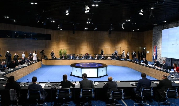 VIDEO Plenković na predstavljanju mjera: Dva vrlo bitna artikla više neće biti zaštićena