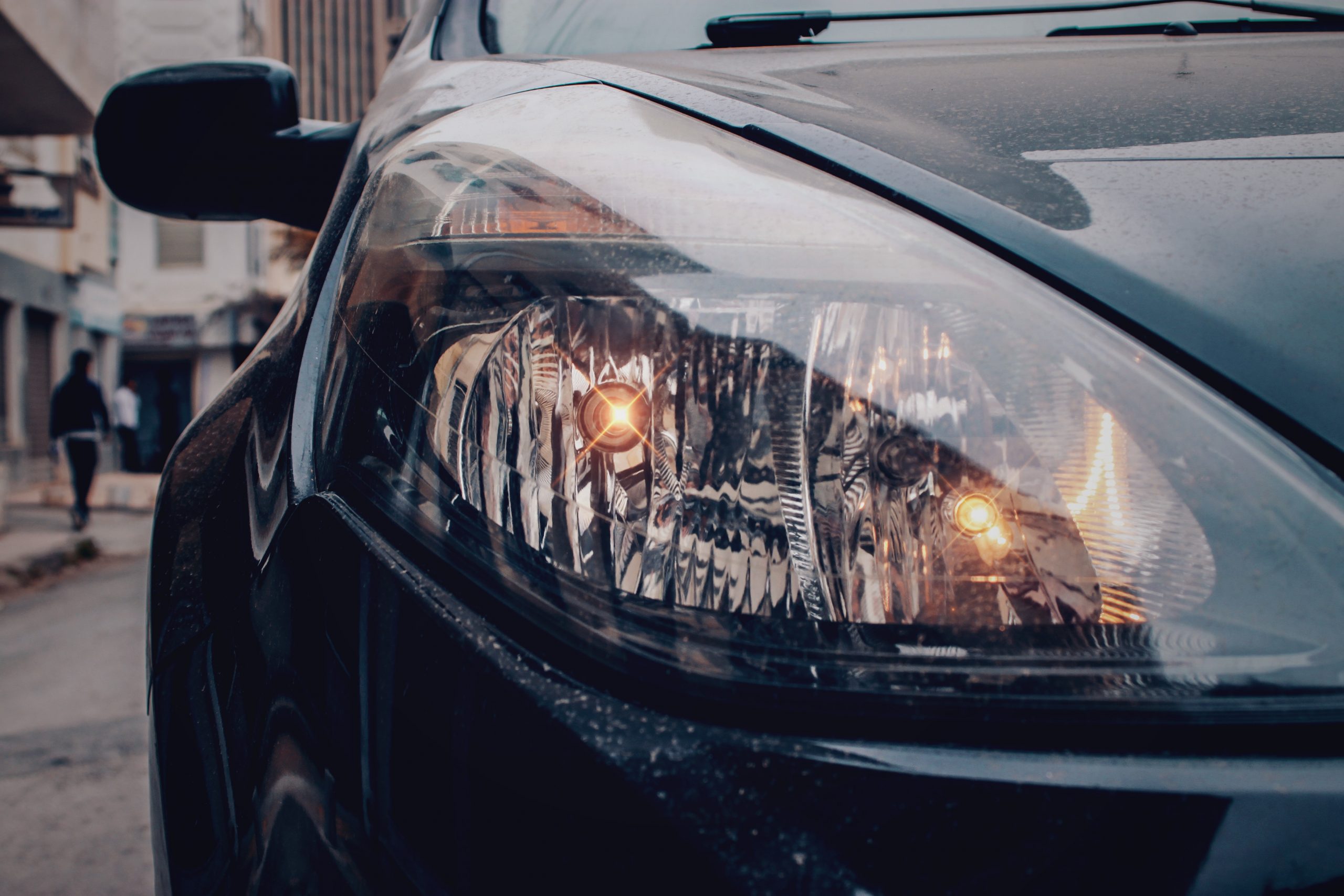 Laka meta lopova: Stručnjaci upozoravaju na slabu točku luksuznih automobila