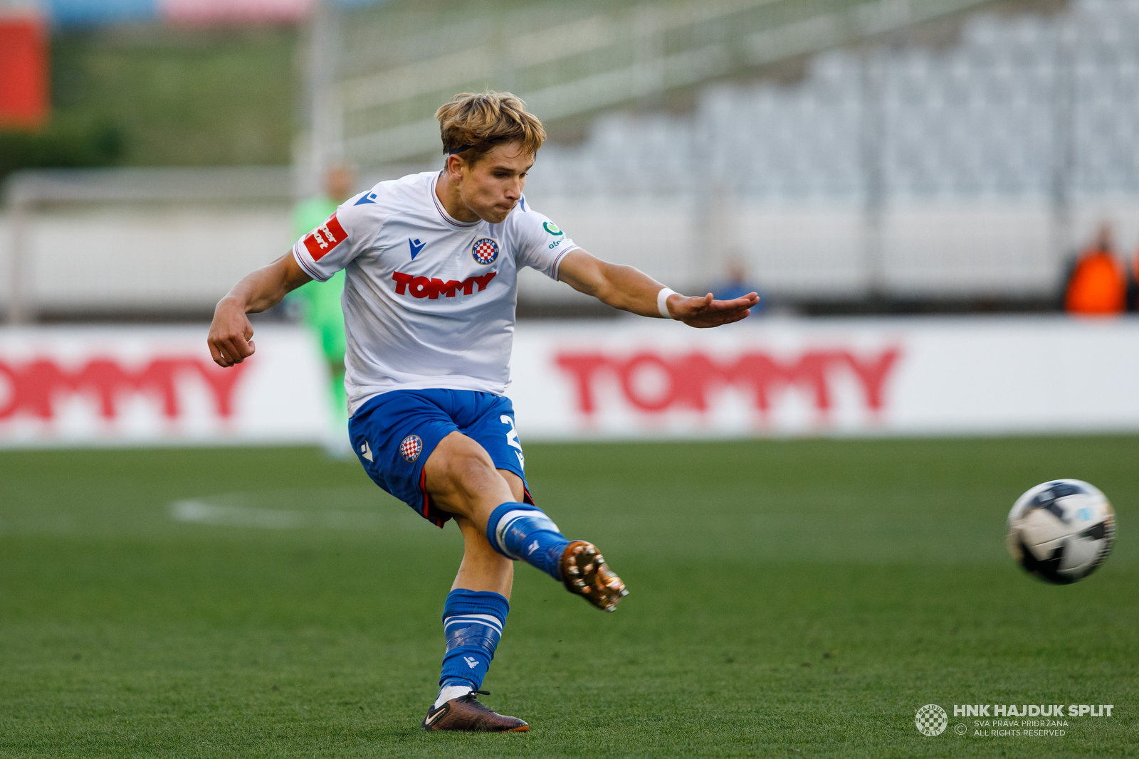 VIDEO Pukštas razgalio krcat Poljud, Hajduk i Osijek sami na vrhu