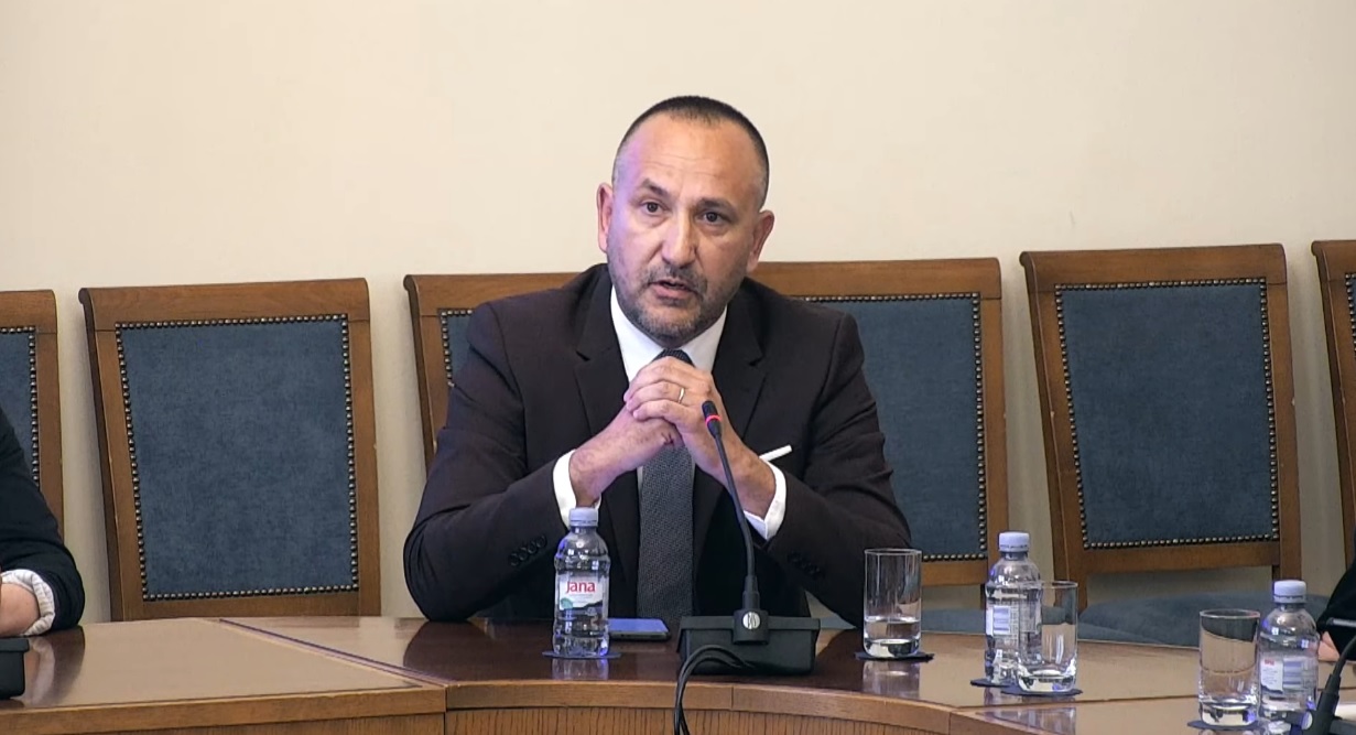 HDZ-ov zastupnik: Kolega Zekanović je postao inteligentniji nego cijela oporba