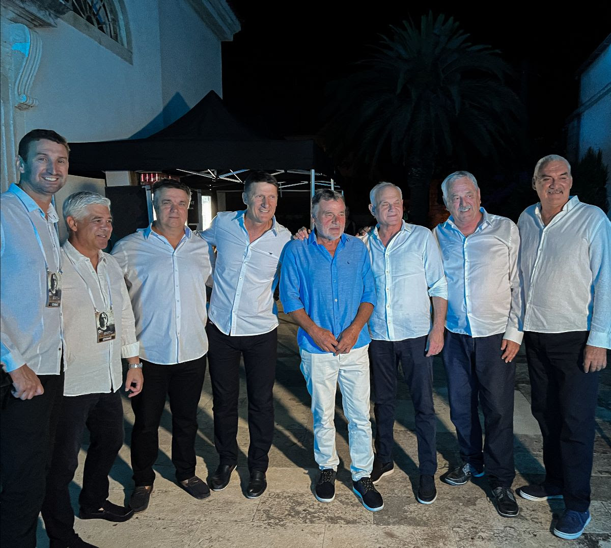 Autorska večer Vinka Barčota: U sjajnoj atmosferi nizali su se hitovi velolučkog autora