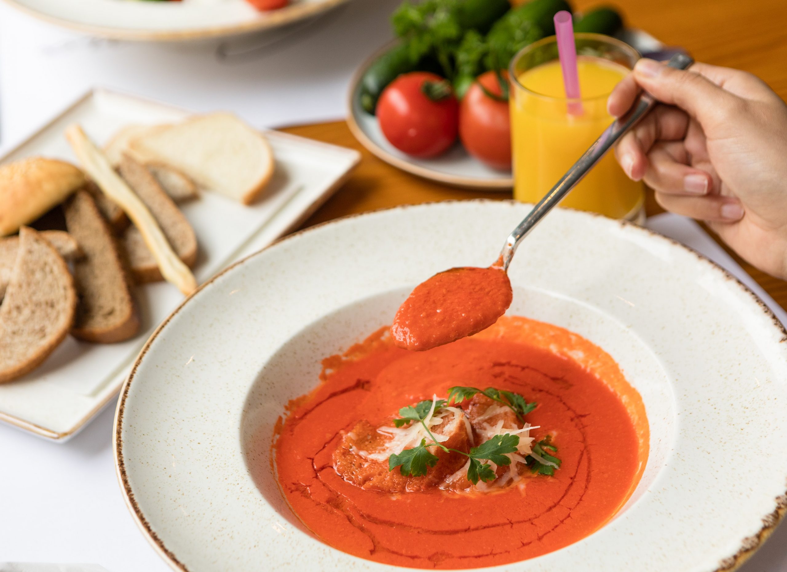 Recept: Juha od pečenih rajčica po receptu poznate glumice