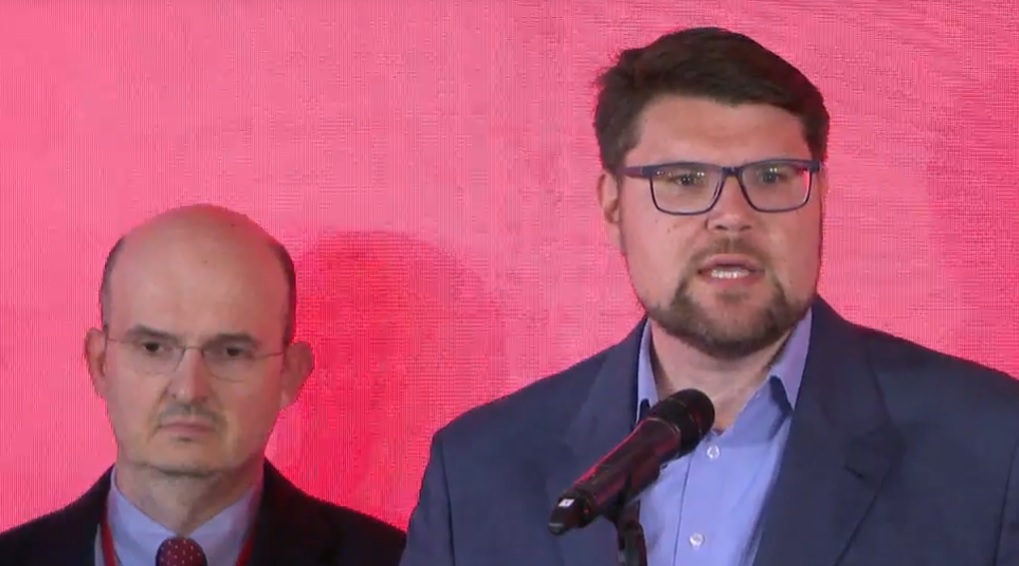 Grbin održao govor: Od sutra počinju pregovori s onima koji su do jučer govorili da s HDZ-om neće