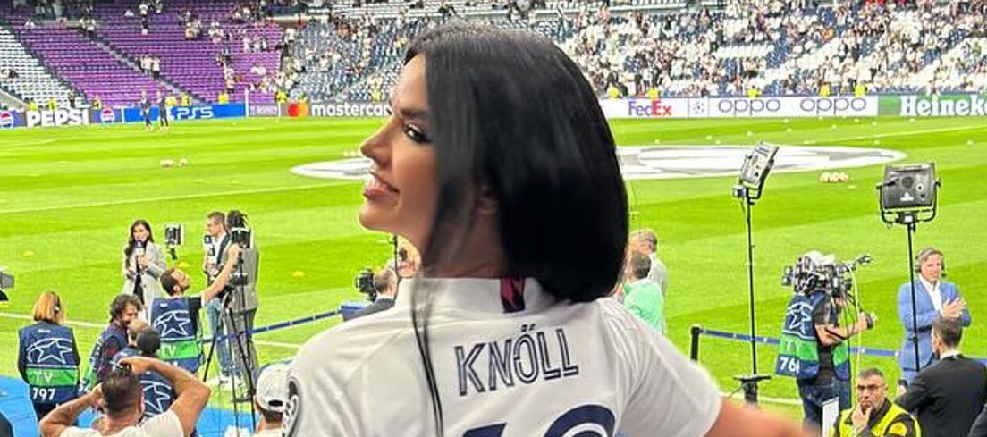 FOTO Knoll u vrućim tajicama gledala Modrića, a pozornost je privukao i broj na njezinu dresu: ”Ona zna što radi!”