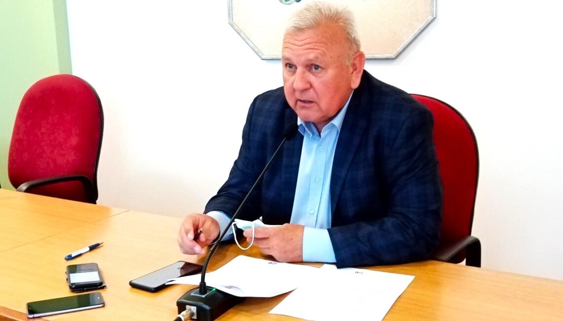 Priveden po nalogu USKOK-a: Kako je bivši HNS-ov dožupan muljao s opremom za škole